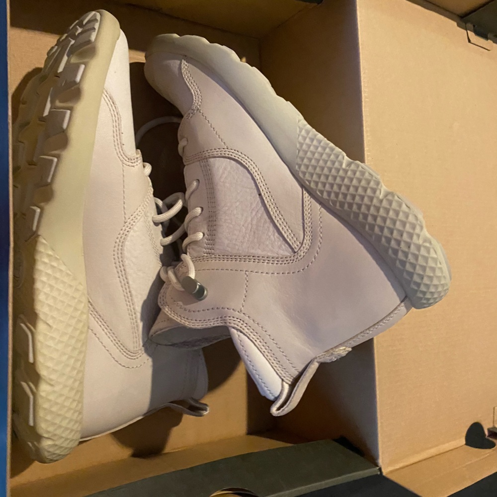 Timberland Sneakers - Picture 2 of 3